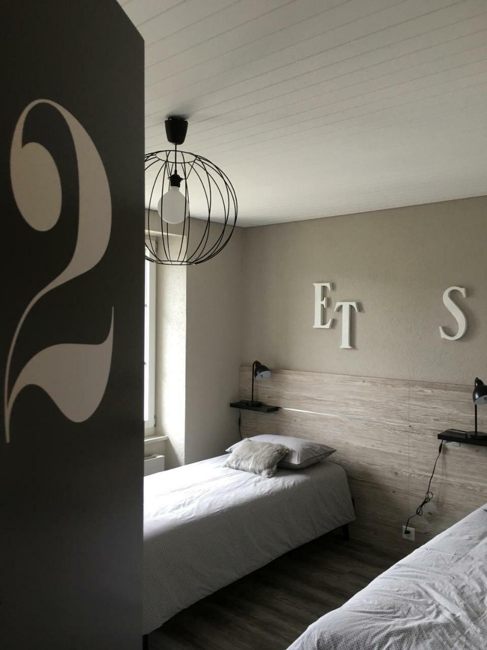 Cafe Tivoli Otel Châtel-Saint-Denis Dış mekan fotoğraf